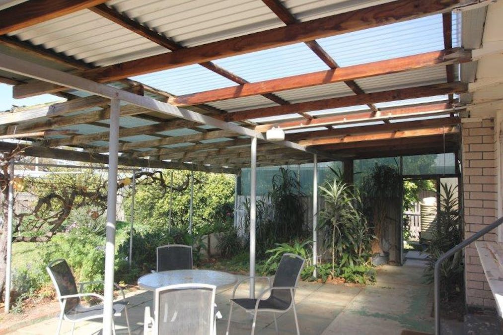 129 Butcher Street, Bruce Rock, WA, 6418 - Image 2