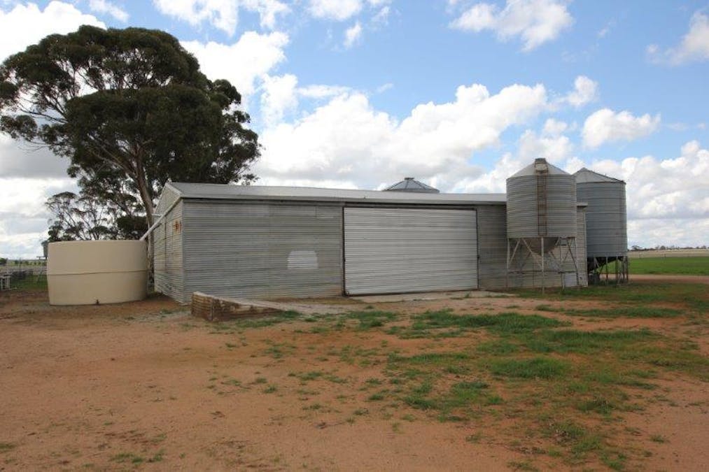 4919 Soldiers Road, Narembeen, WA, 6369 - Image 21