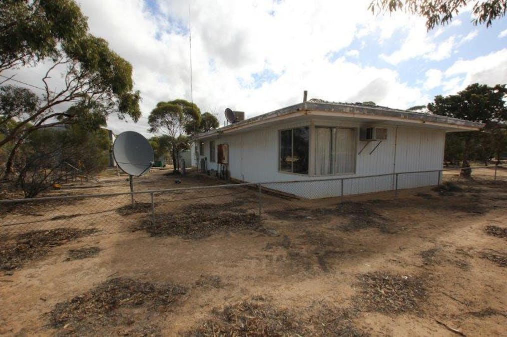 1166 Ivey Road, South Bodallin, WA, 6424 - Image 7
