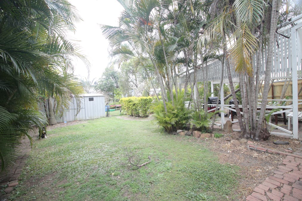16 Selwyn Street, North Booval, QLD, 4304 - Image 15