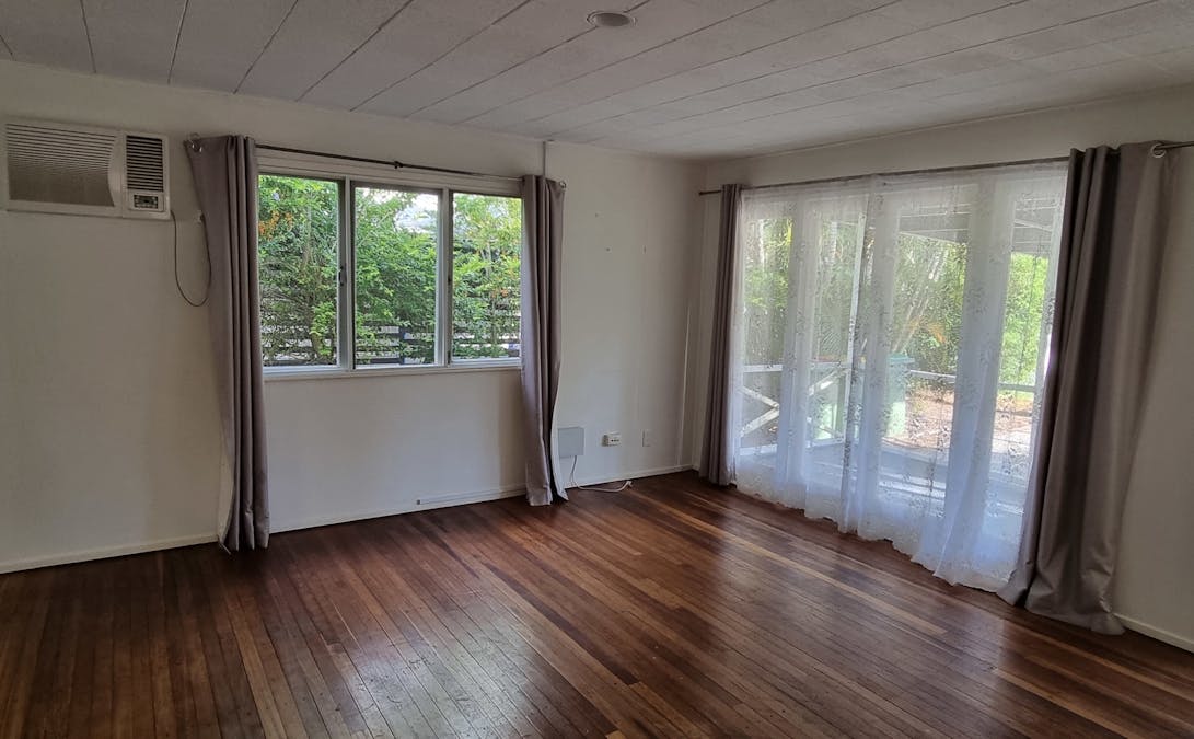 16 Selwyn Street, North Booval, QLD, 4304 - Image 7