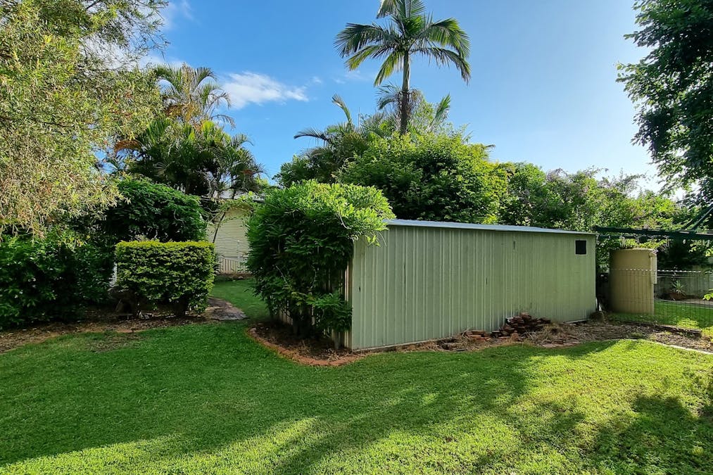 16 Selwyn Street, North Booval, QLD, 4304 - Image 18