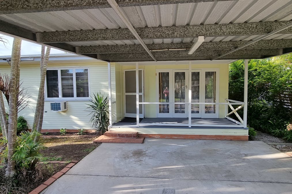16 Selwyn Street, North Booval, QLD, 4304 - Image 3
