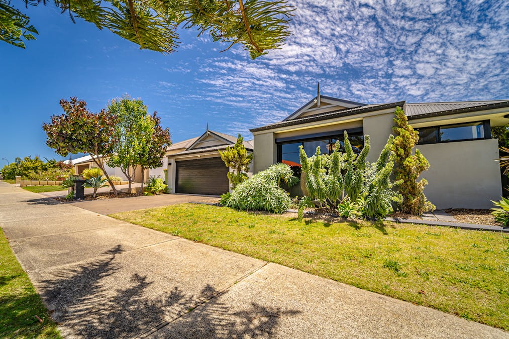 95 Harrington Waters Drive, Waikiki, WA, 6169 Sold Elders Real Estate