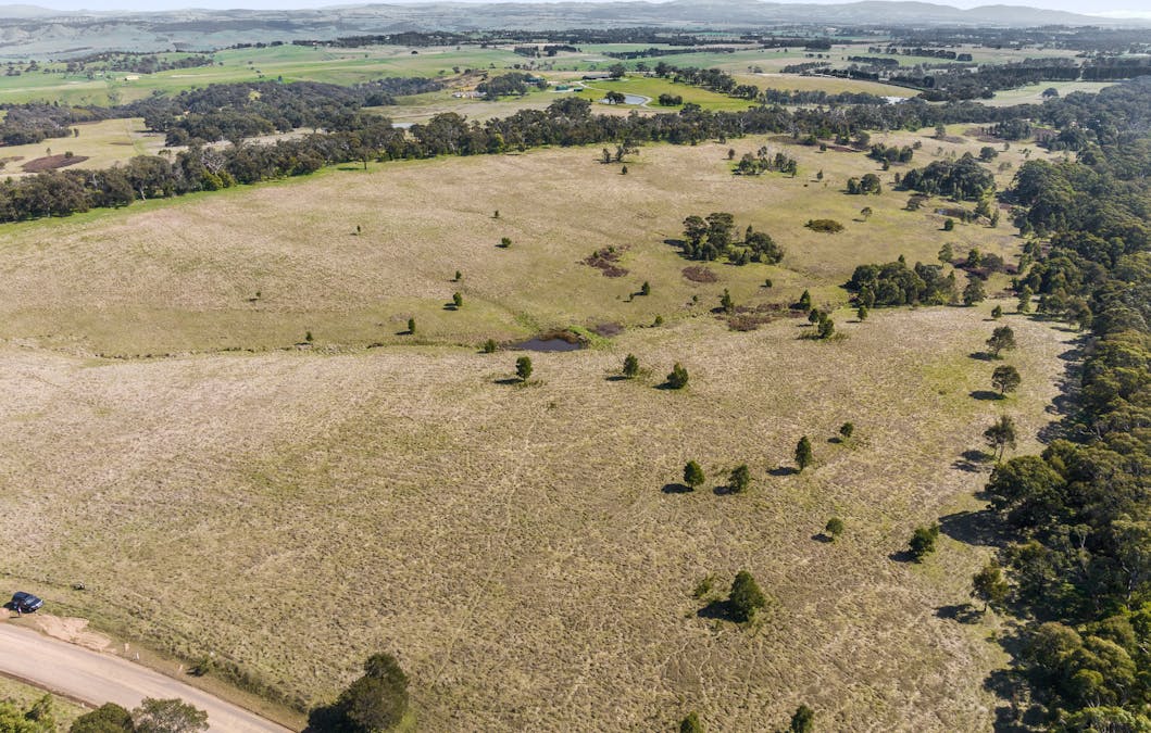 975 Northern Highway, Bylands, VIC, 3762 - Image 6
