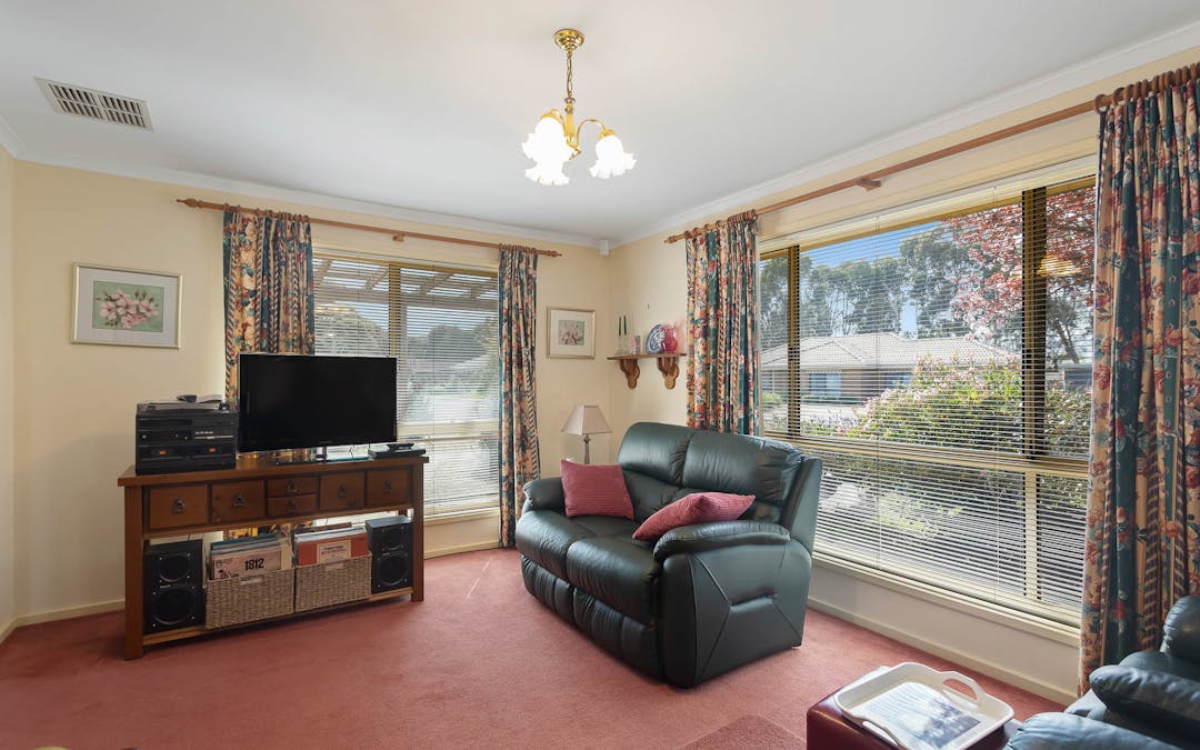 2 Dolphin Avenue, Encounter Bay, SA, 5211 - Image 2