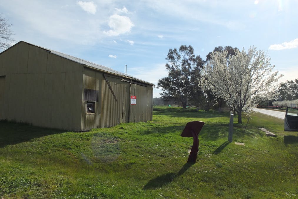18 Brooke Street, Moonambel, VIC, 3478 - Image 2