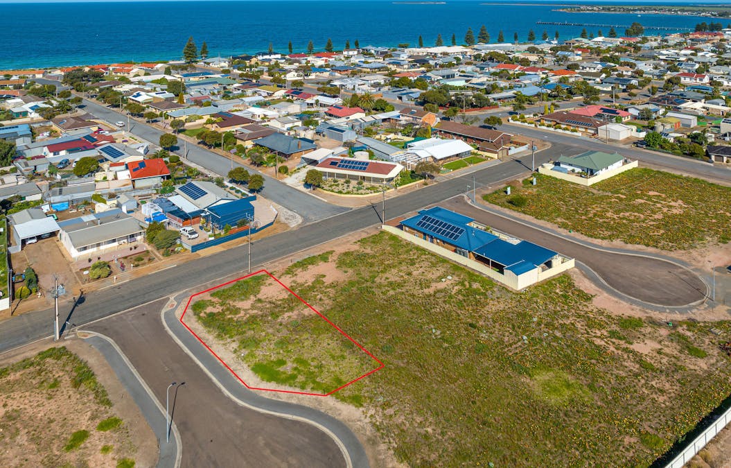 12 Carr Street, Tumby Bay, SA, 5605 Sold Elders Real Estate