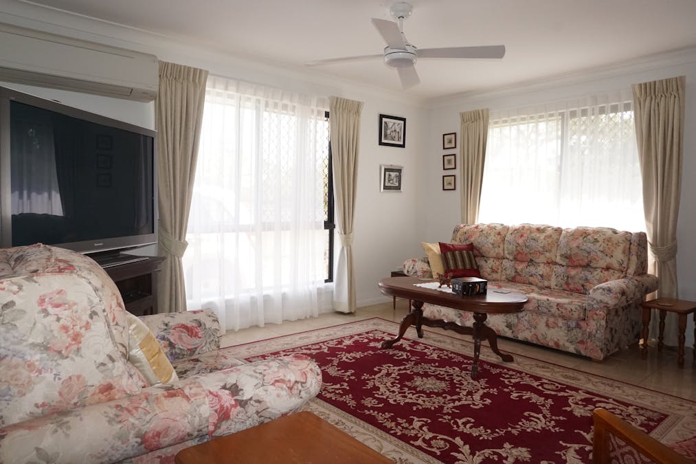 16 Taylor Street, St George, QLD, 4487 - Image 2