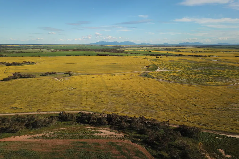 2324/Peerup Road, Mindarabin, WA, 6336 - Image 5