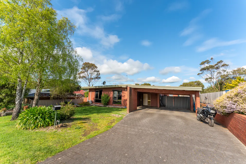 1 Duffield Place, Mount Gambier, SA, 5290 - Image 1