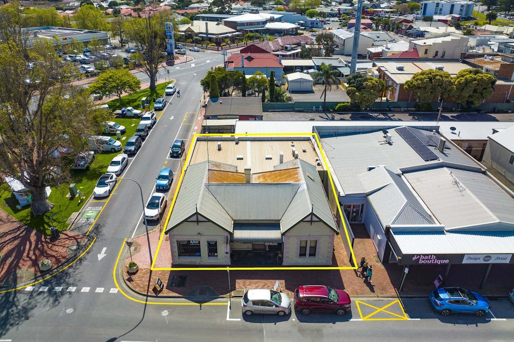 13 Coral Street, Victor Harbor, SA, 5211 - Image 1