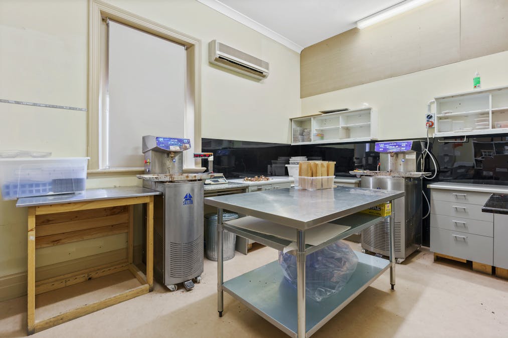 13 Coral Street, Victor Harbor, SA, 5211 - Image 21