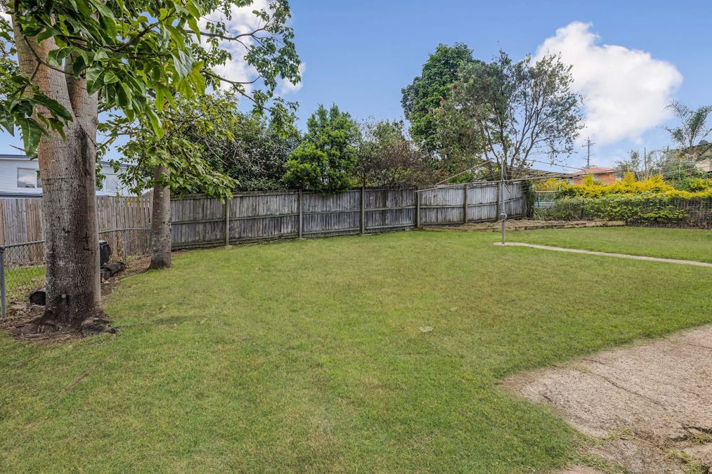 12 Frost Street, North Ipswich, QLD, 4305 - Image 10