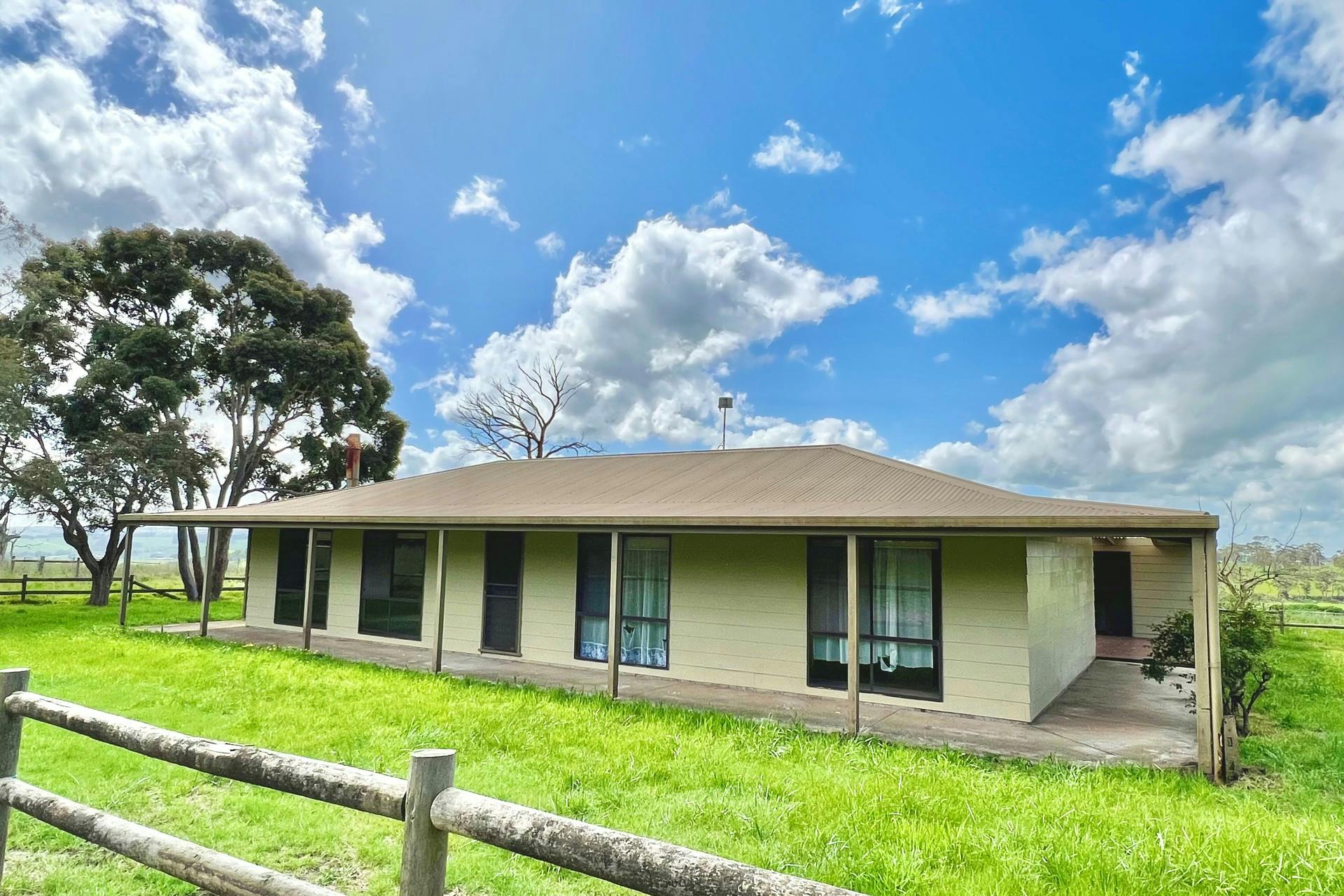 725 Lavers Hill Cobden Road, Jancourt East, VIC, 3266 Sold Elders