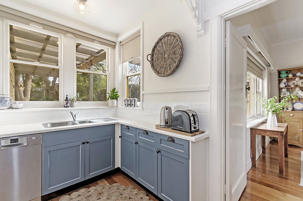 33 Francis Street, Hamilton, VIC, 3300 Sold Elders Real Estate