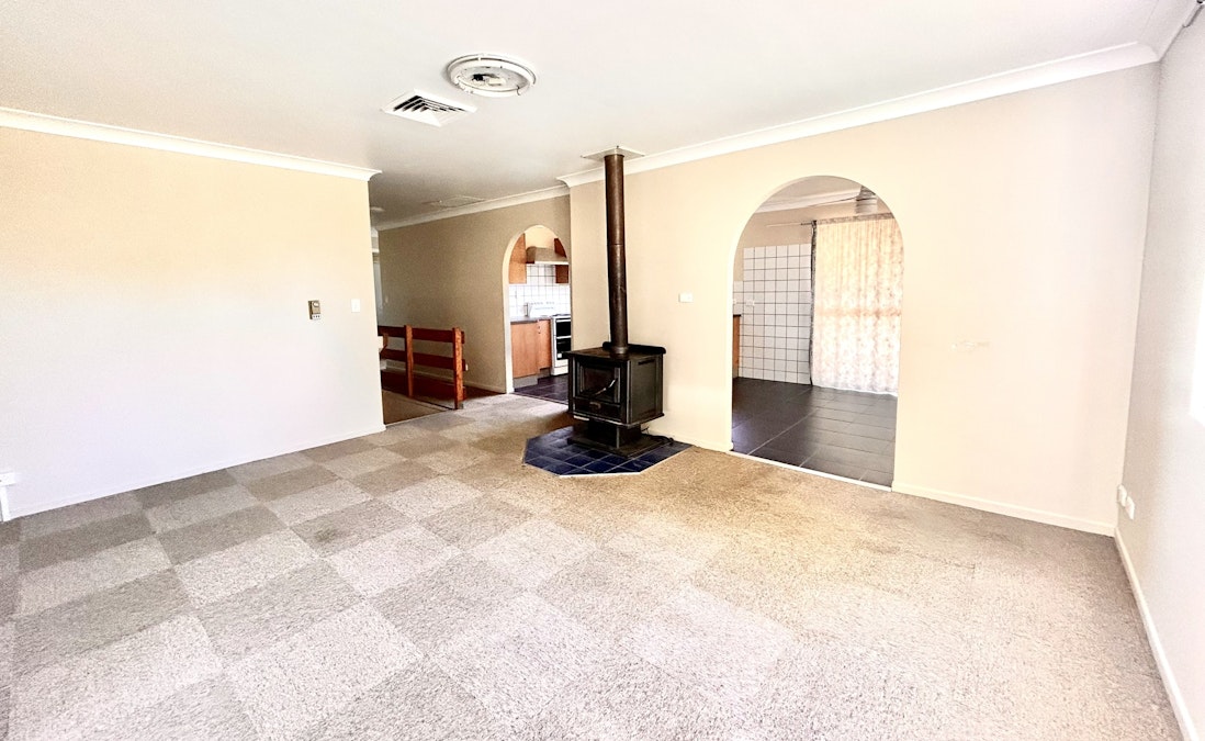 19 Andrew Street, St George, QLD, 4487 - Image 8