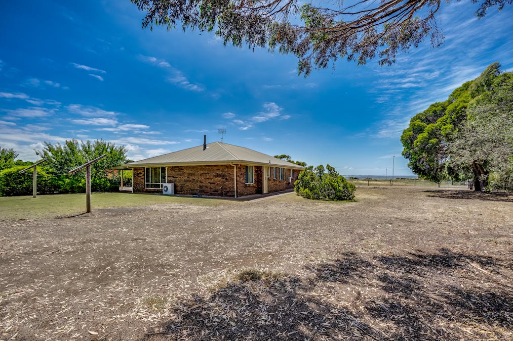 12 Stock Drive, Port Elliot, SA, 5212 - Image 29