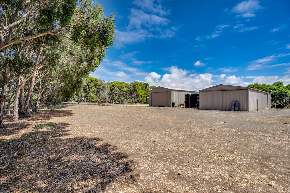 12 Stock Drive, Port Elliot, SA, 5212 - Image 30