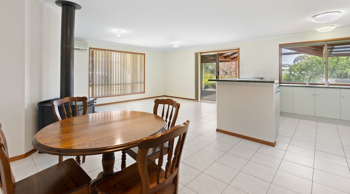 12 Stock Drive, Port Elliot, SA, 5212 - Image 12