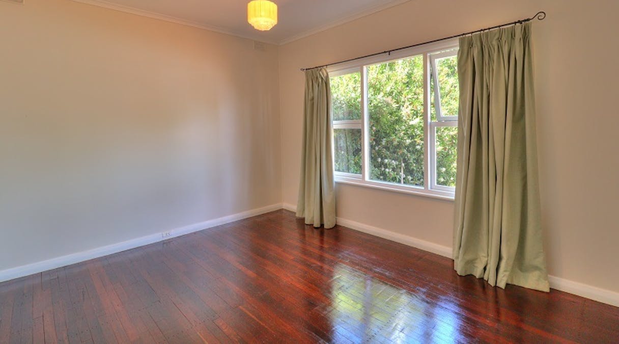 11 Sturt Street, Barmera, SA, 5345 - Image 5