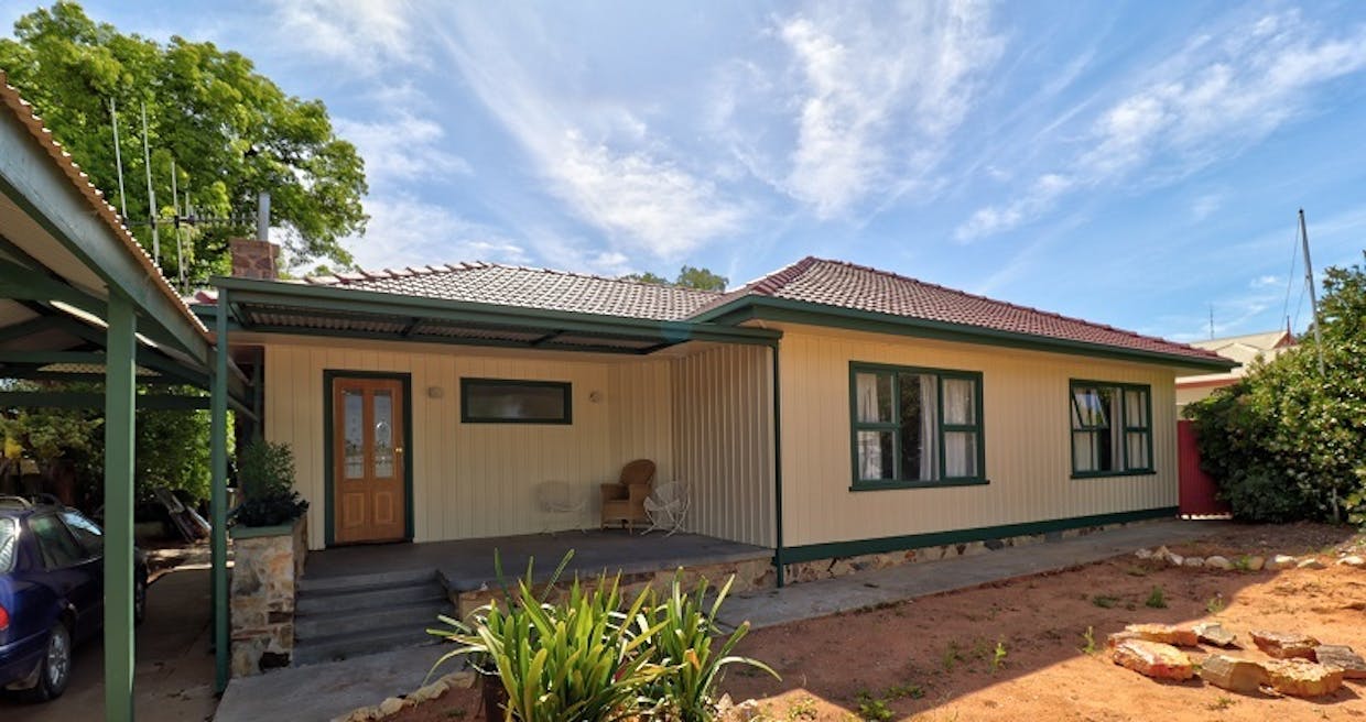 11 Sturt Street, Barmera, SA, 5345 - Image 1