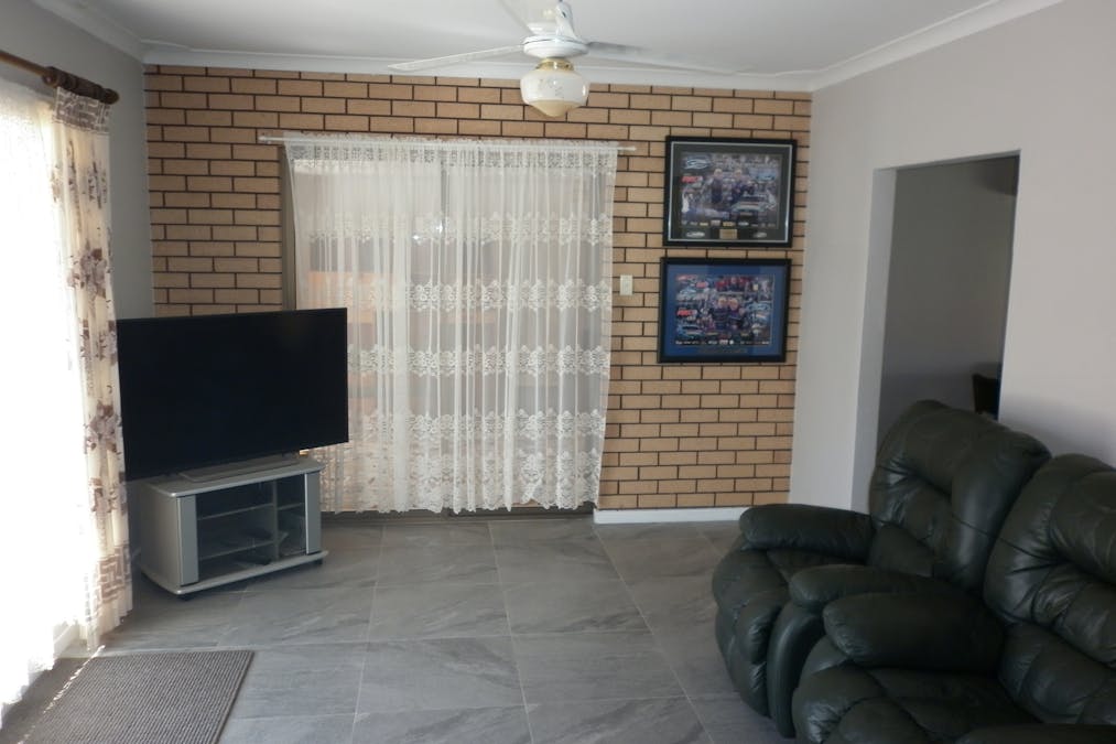 1 Hakea Place, Katanning, WA, 6317 - Image 3