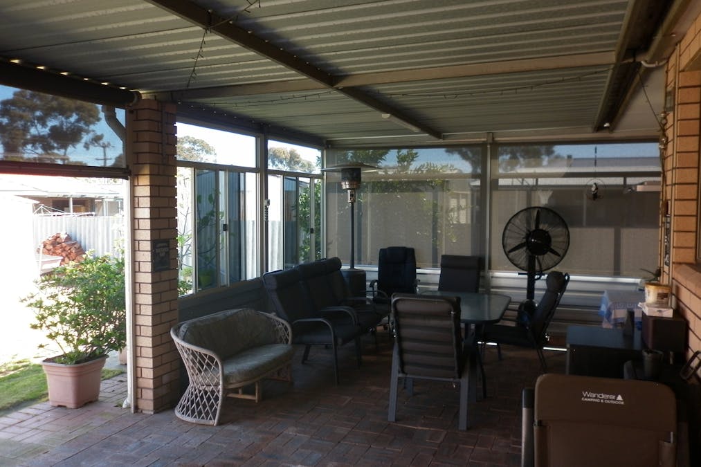 1 Hakea Place, Katanning, WA, 6317 - Image 13