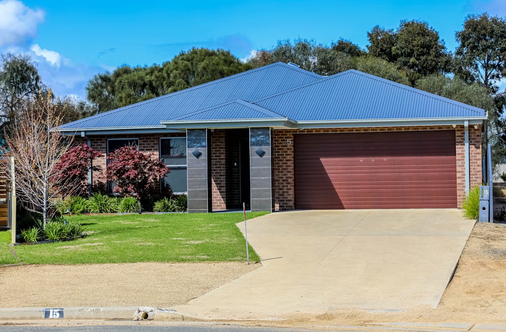 15 Parsons Crescent, Yarrawonga, VIC, 3730 - Image 1