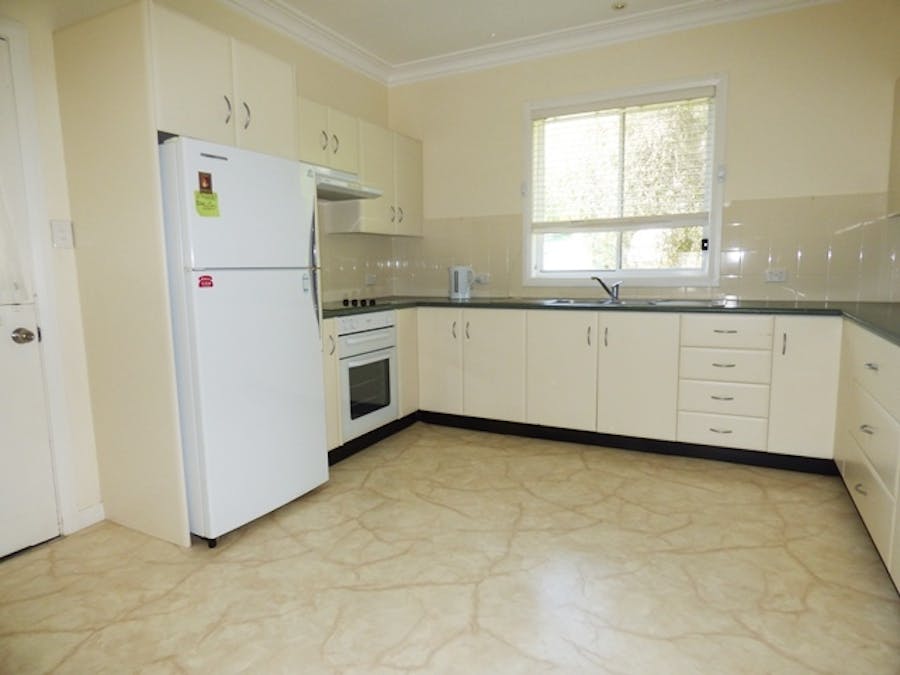 2 Koala Street, Scone, NSW, 2337 - Image 2