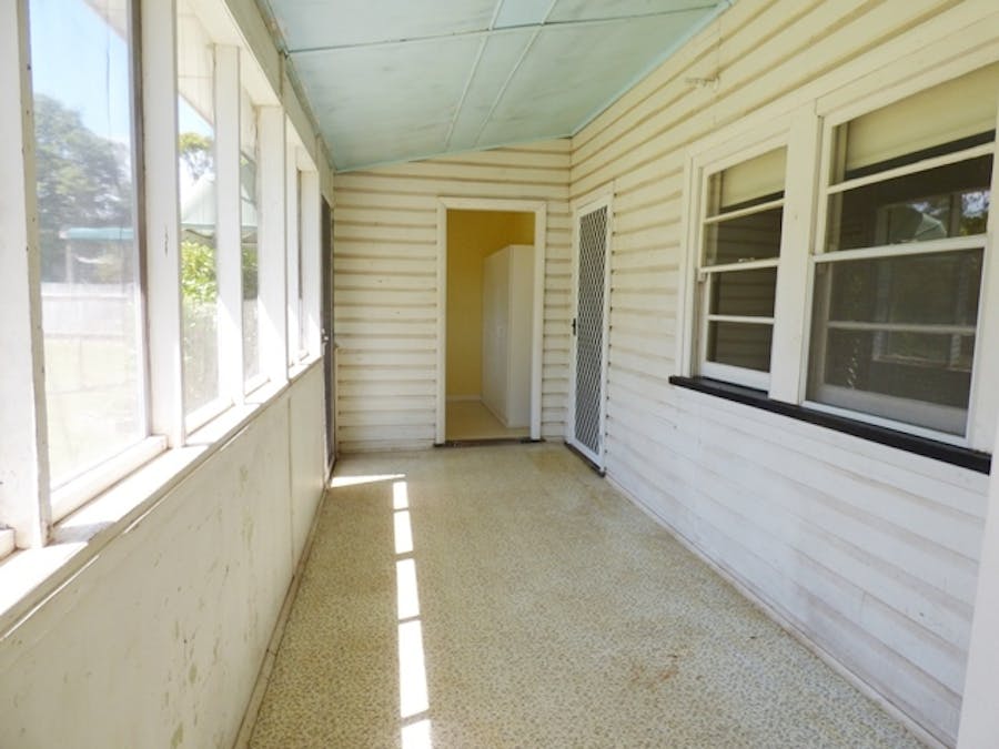 2 Koala Street, Scone, NSW, 2337 - Image 9
