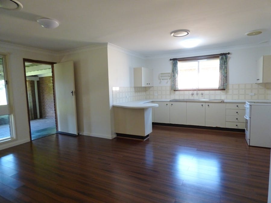 10 Askin Close, Scone, NSW, 2337 - Image 4