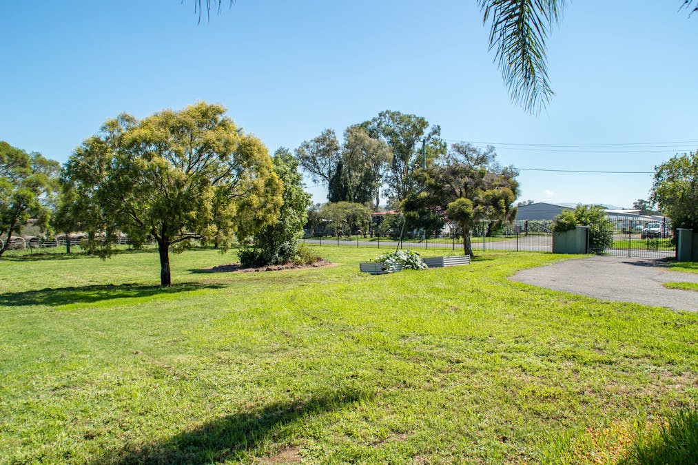 13 SHERWOOD Street, Scone, NSW, 2337 - Image 4