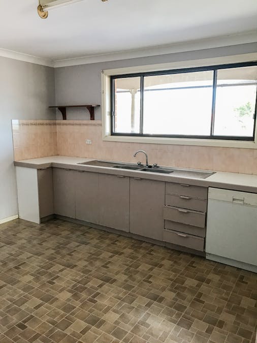 13 SHERWOOD Street, Scone, NSW, 2337 - Image 7