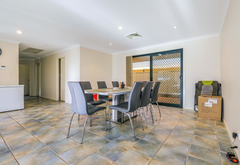 7A Hopetoun Avenue, Northam, WA, 6401 - Image 9