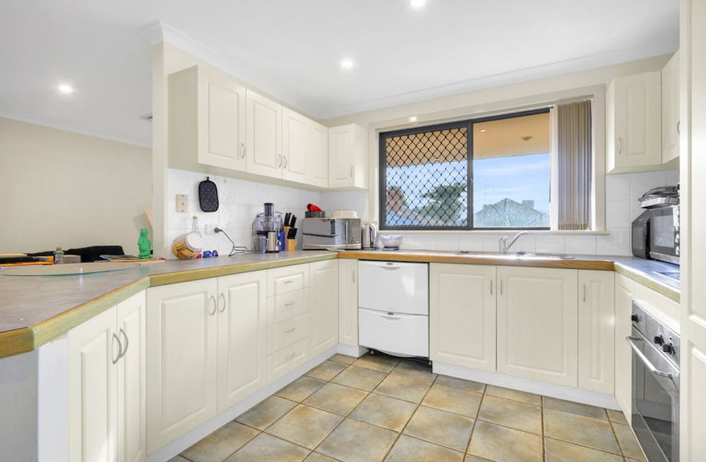 7A Hopetoun Avenue, Northam, WA, 6401 - Image 11
