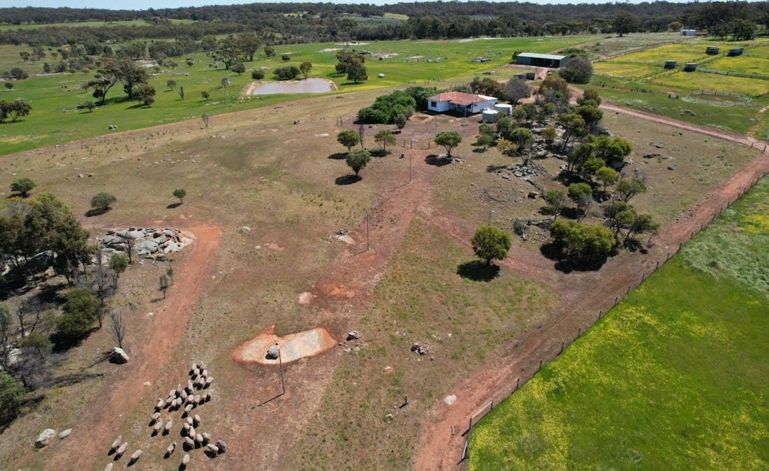3464 Great Southern Highway, York, WA, 6302 - Image 15