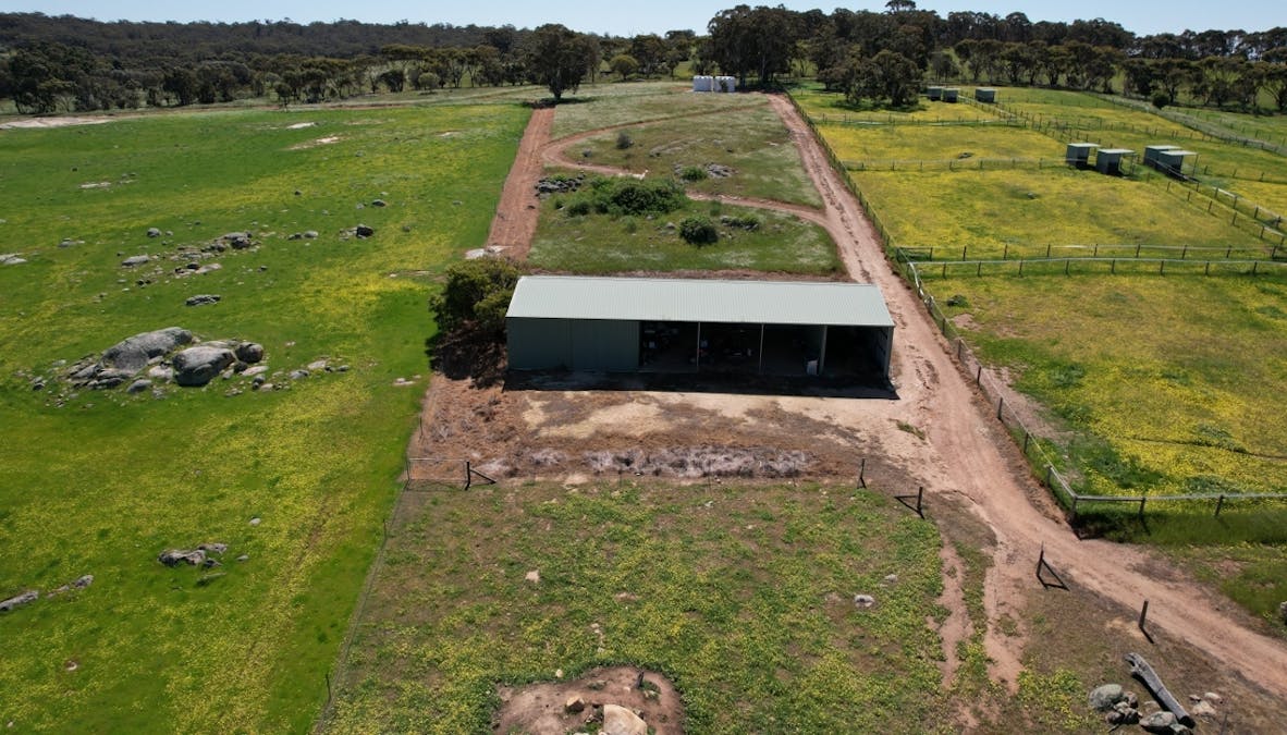 3464 Great Southern Highway, York, WA, 6302 - Image 20