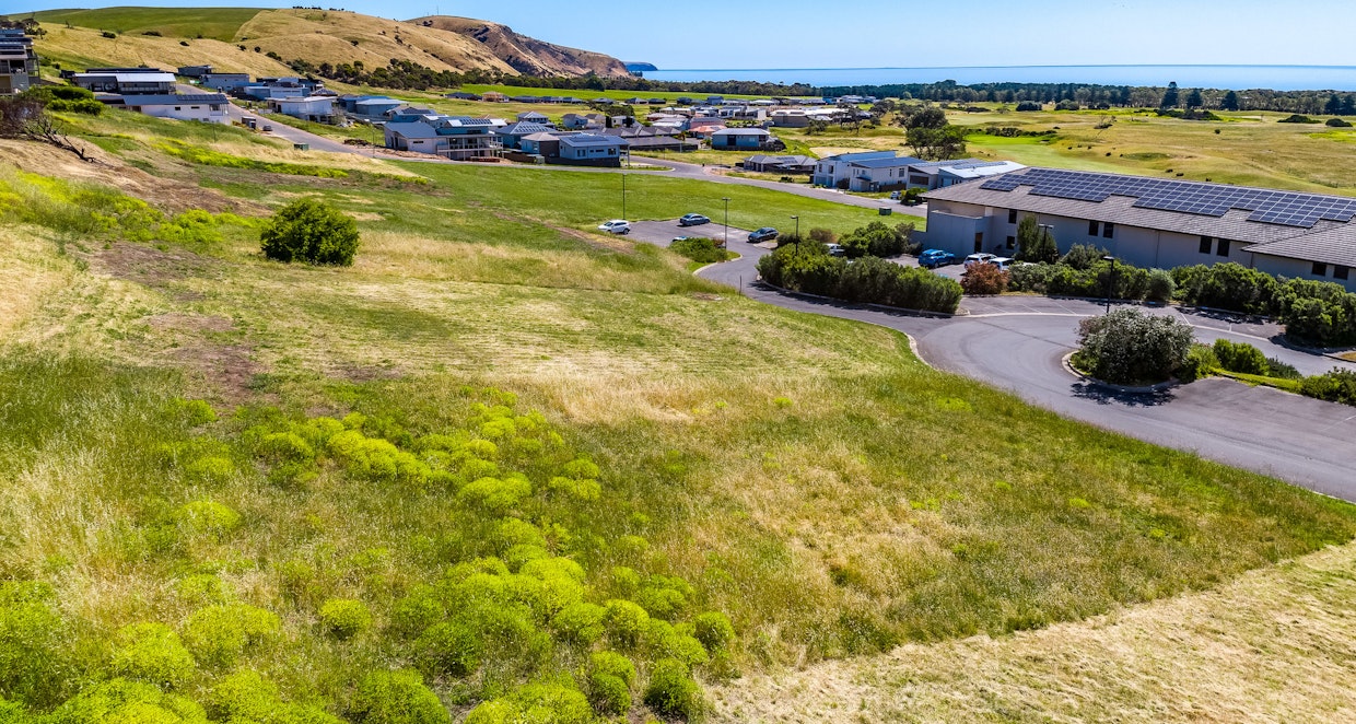 7 Turnberry Drive, Normanville, SA, 5204 - Image 2