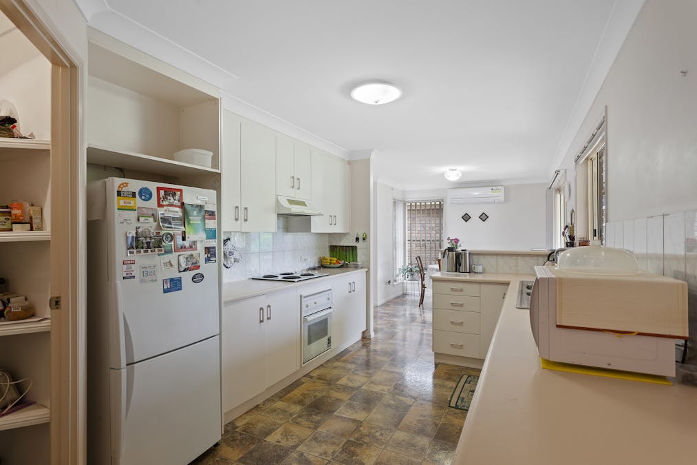 10 Tulip Court, Middle Ridge, QLD, 4350 - Image 7