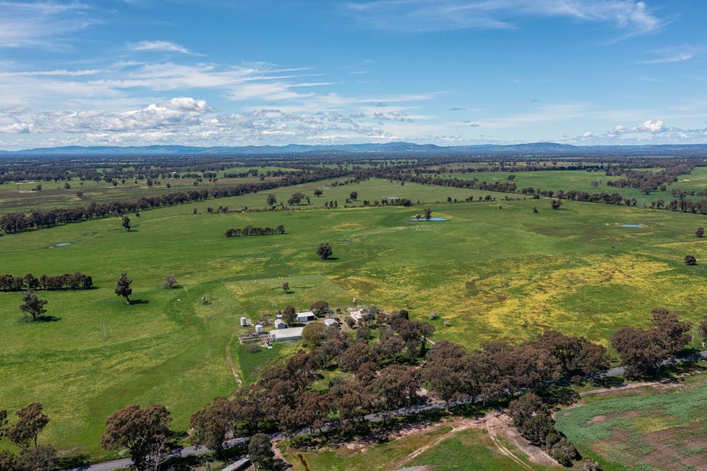 356 Longwood-Shepparton Road, Pranjip , Euroa, VIC, 3666 - Image 2