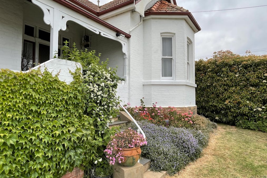 52 Montague Street, Goulburn, NSW, 2580 - Image 2