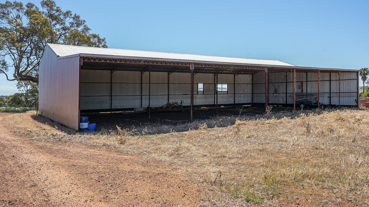 1527 Mooliabeenee Road, Lennard Brook, WA, 6503 - Image 21