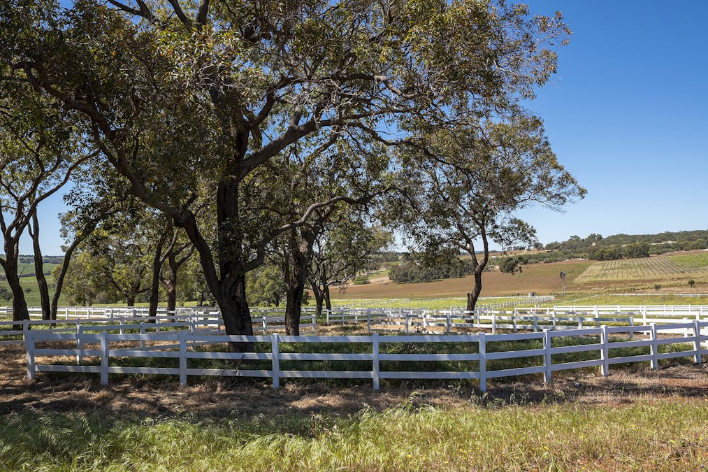1527 Mooliabeenee Road, Lennard Brook, WA, 6503 - Image 26