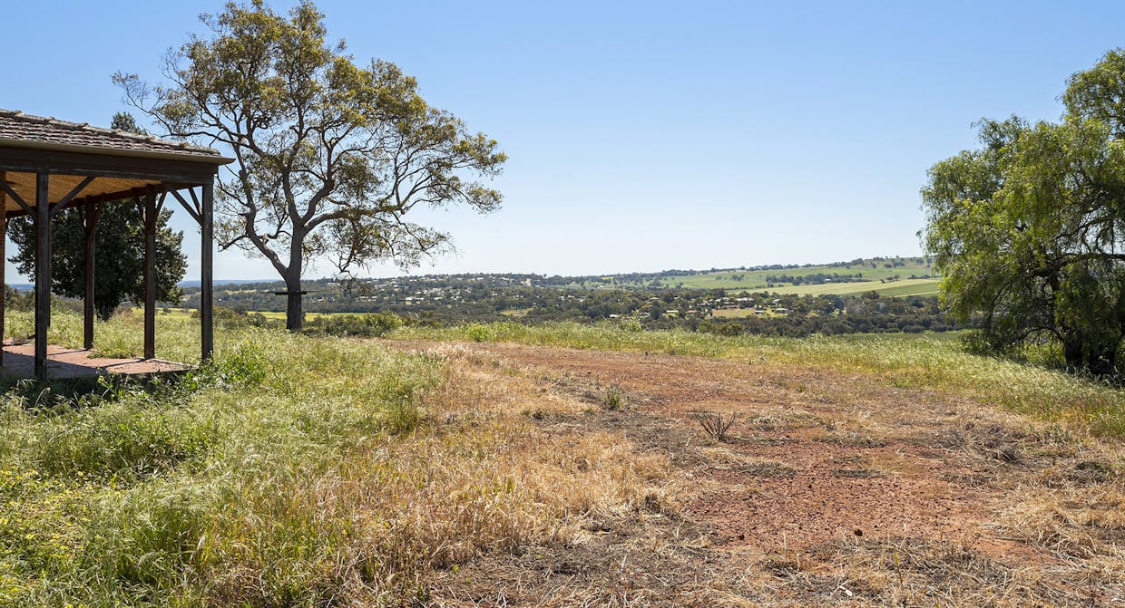 1527 Mooliabeenee Road, Lennard Brook, WA, 6503 - Image 28