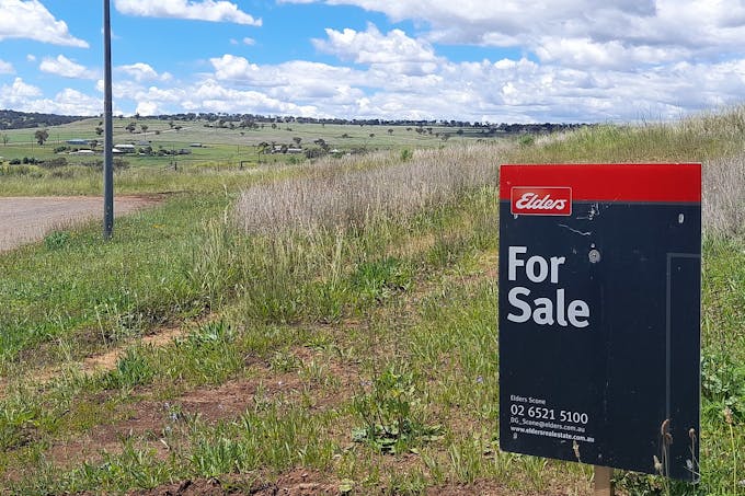 43 Collins Street, Merriwa, NSW, 2329 - Image 1