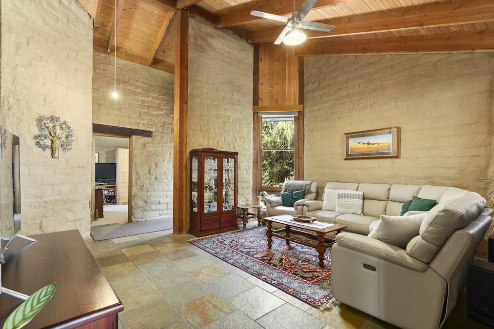 300 Warby Range Road, Glenrowan, VIC, 3675 - Image 16