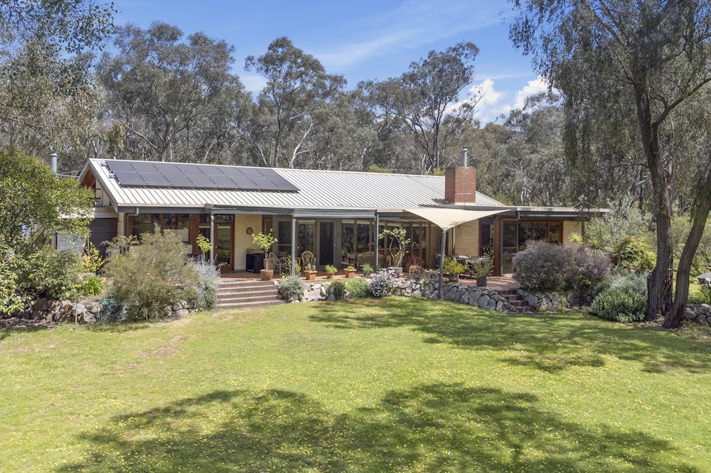 300 Warby Range Road, Glenrowan, VIC, 3675 - Image 2