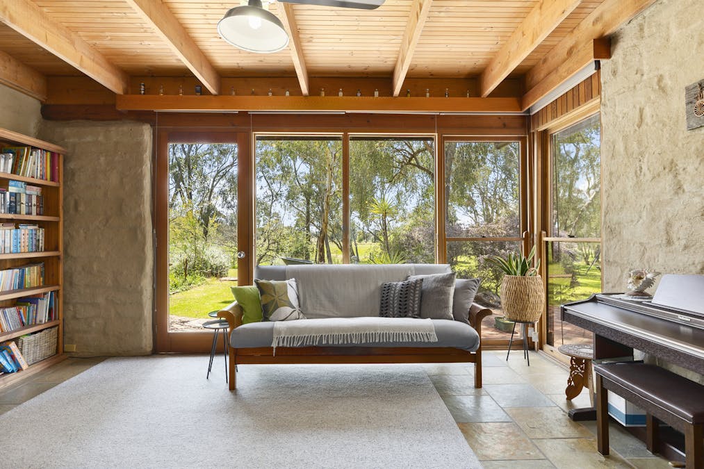 300 Warby Range Road, Glenrowan, VIC, 3675 - Image 12