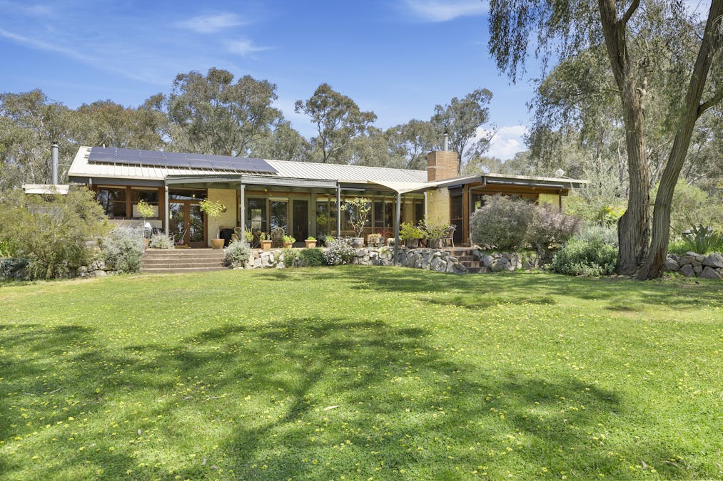 300 Warby Range Road, Glenrowan, VIC, 3675 - Image 26
